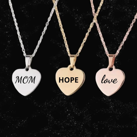 Halskette Love individuell graviert