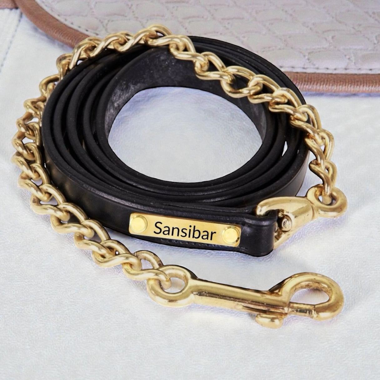 Individuell gravierte Führkette