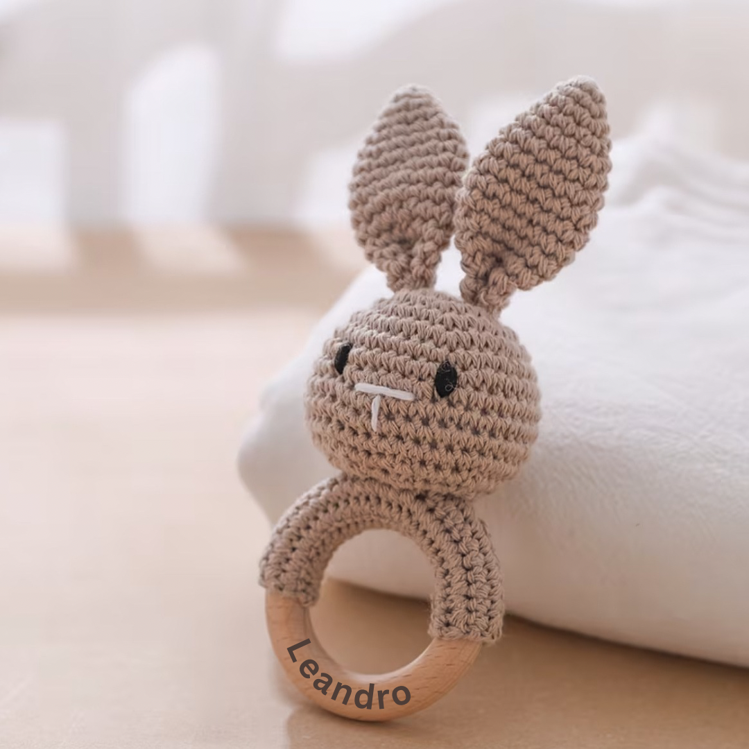 Babyrassel Bunny mit individueller Gravur
