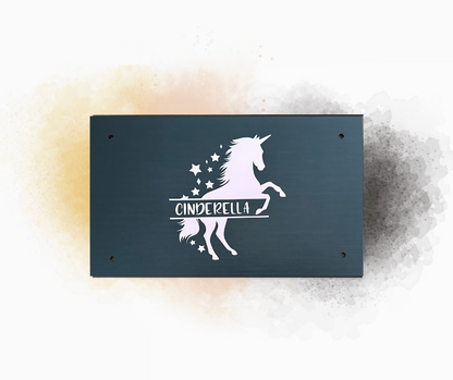 Individuelle Boxentafel Alu Brushed Unicorn